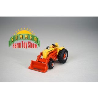 Case 930 with Loader - 2021 Summer Farm Toy Show - 1/64