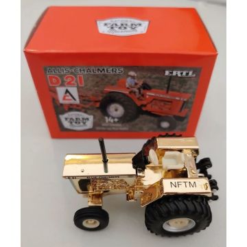 AC - D21 - 2WD gold 2019 NFTM - 1/64
