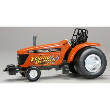 AGCO - DT225 - Brian Shramek's Young Blood - 1/16