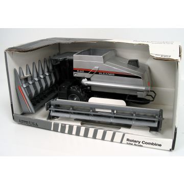 AGCO - R62 - Combine, R-62 Gleaner grain & corn heads, silver rims - 1/24