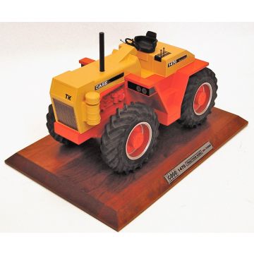 Case - 1470 - Traction King, 4WD Desert Sunset wood plaque ltd 300 models - 1/16
