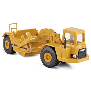 CAT - 611 - Scraper - 1/64