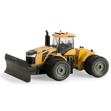 Challenger - MT965E - 4WD duals & blade - 1/64