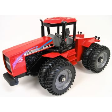 CIH - 9370 - 4WD Duals hood opens 40,000th Steiger - 1/16