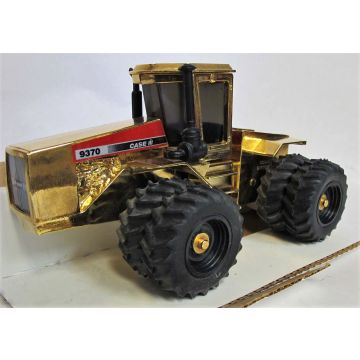 CIH - 9370 - 4WD, duals, gold - 1/32