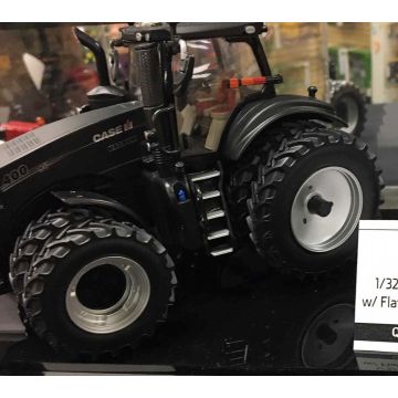 CIH - Magnum 400 - Front and rear duals, AFS Connect, black chaser - 1/32