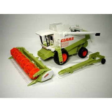 Claas - combine grain head and header trailer