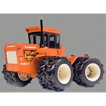 CO-OP - Bearcat II - 4WD #7 Toy Farmer Steiger Series Canadian CO-OP - 1/32