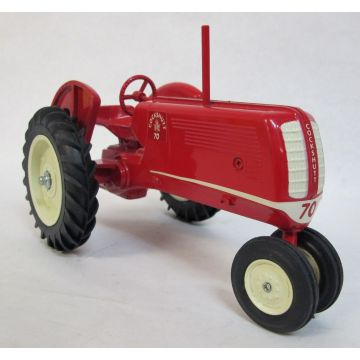 Cockshutt - 70 - NF, fenders, November 2006 Scale Models Open House - 1/16