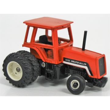 DA - 8030 - 2WD duals Farm Machines card - 1/64
