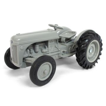 Ford - 9N - Collector Edition all gray Limited 48 per dealer - 1/16
