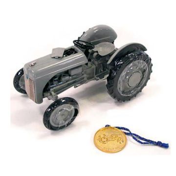 Ford - 9N - Rubber tires #1 Precision Series - 1/16