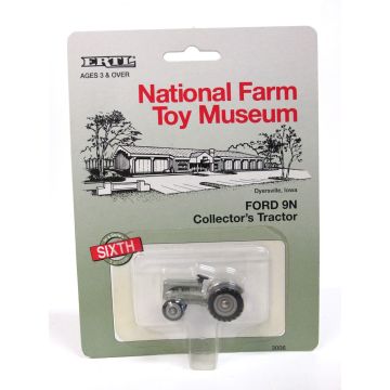Ford - 9N - 1995 National Farm Toy Museum - 1/64