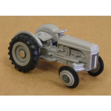 Ford - 9N -  - 1/64