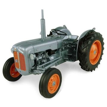 Fordson - Dexta - 1957 60th Anniversary Launch - 1/16