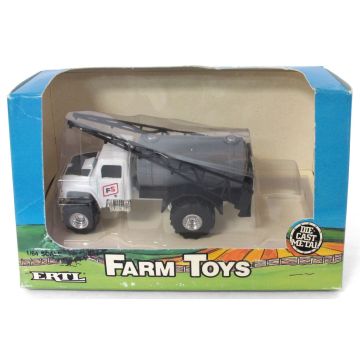 FS - Truck - Farm Service Truck Mounted Sprayer - 1/64