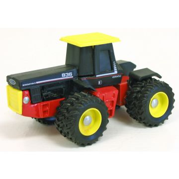 FV - 836 - 4WD duals, Versatile red and yellow, Ford oval on front - 1/64