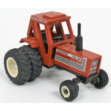 Hesston - 130-90 - 2WD duals - 1/64