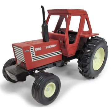 Hesston - 1380 - 2WD singles, cab - 1/16