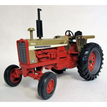IH - 1026 - WF Gold Demonstrator #3 IH Gold Demo Series - 1/16