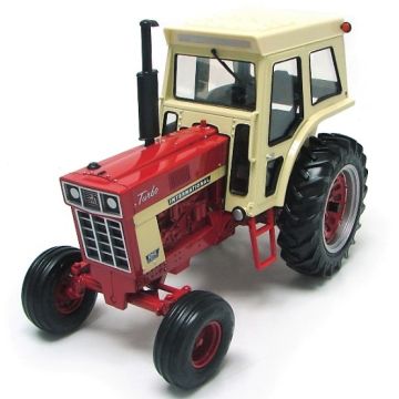 IH - 1066 - WF Deluxe Cab with windows diecast rims Dealer Edition - 1/16