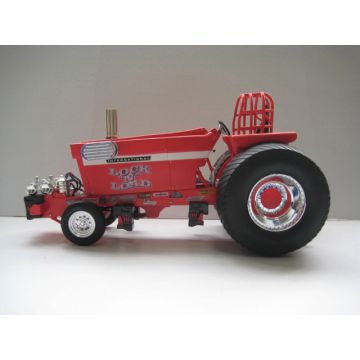 IH - 1066 - Lock N Load - 1/16