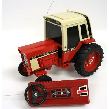 IH - 1086 - WF Cab Radio control - 1/16