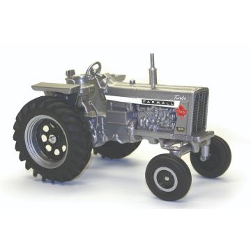 IH - 1206 - WF Diesel silver color 2010 Ontario Toy Show Woodstock - 1/16