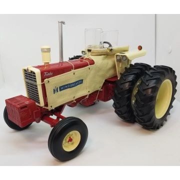IH - 1206 - Duals, windbreaker, 2021 National Farm Toy Museum - 1/16