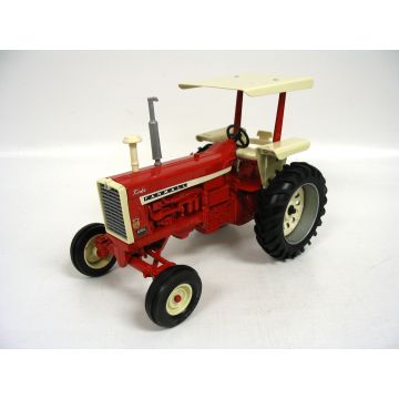IH - 1206 - WF ROPS canopy 1998 Iowa FFA 70th Anniversary - 1/16