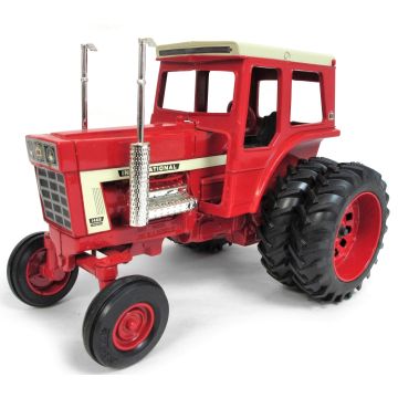IH - 1468 - WF Duals Red Cab V8 Engine #2 IH V8 Series - 1/16