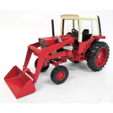 IH - 1586 - 2WD single wheels Cab with loader - 1/16