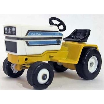 IH - 1650 - Cub Cadet - 1/16