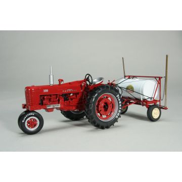 IH - Set - 300 NF with pull type sprayer 2009 Summer Toy Show - 1/16