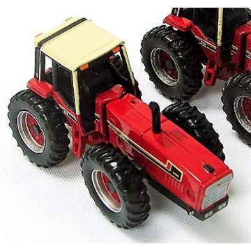 IH - 3388 - 2+2 4WD 7 Premiere Series - 1/64