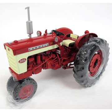IH - 340 - NF Diesel fast hitch 2006 Lafayette Toy Show - 1/16
