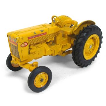 IH - 340 - Tractor, Utility, industrial yellow - 1/16