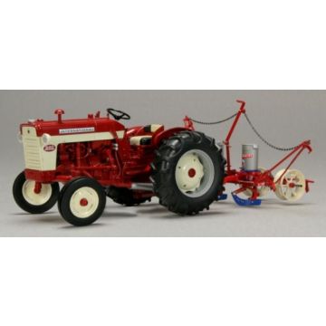 IH - Set - 340 Utility, 2 row 251 planter pull type - 1/16
