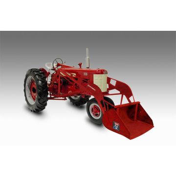IH - 350 - NF, loader 2006 World Pork Expo - 1/16