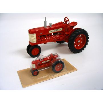 IH - Set - 350 NF, 1/16 and 1/43 - Comb