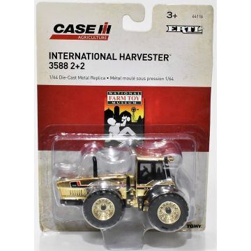 IH - 3588 - 2+2 4WD rear duals, gold 2016 National Farm Toy Museum - 1/64