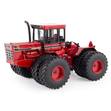 IH - 4786 - 4WD, duals, black & red stripe, Toy Tractor Times - 1/64