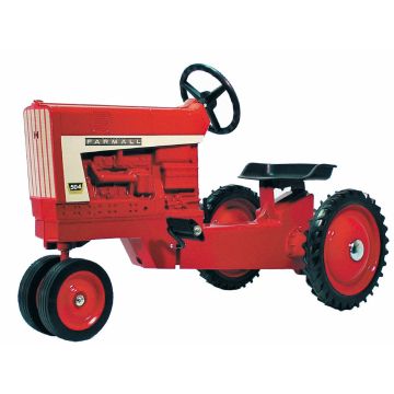 IH - 504 - Pedal, NF -