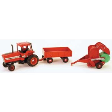 IH - Set - 5088 3 piece set, baler & wagon, red rims - 1/64