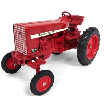 IH - 544 - WF plastic red rims, blue box, decal & spindle variations - 1/16