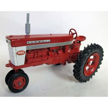 IH - 560 - NF diecast rear rims plastic red front rims - 1/16