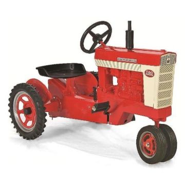 IH - 560 - Pedal, NF, fenders - 37"