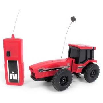 IH - 6388 - 2+2 4WD Single wheels Radio controlled - 1/32