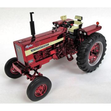 IH - 656 - WF Hydro flat fenders 2011 Toy Tractor Times Anniversary - 1/16