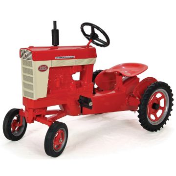 IH - 660 - Pedal, WF muffler fenders 2008 Red Power Round Up - 38"